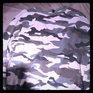 XL Divided crew neck camo